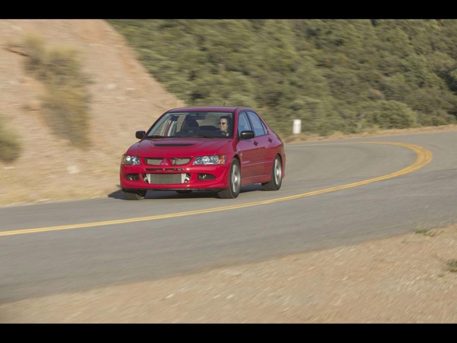  Mitsubishi Lancer Evolution RS 2004 года  (фото 16 из 20)